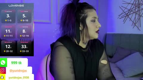 Eva  online show from October 2025 01:55:02 AM