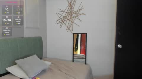 Eva  online show from October 2025 01:41:02 AM