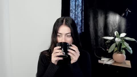 eva_monn online show from December 2024 03:22:02 PM