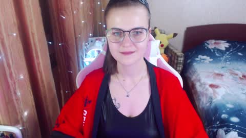 Eva online show from December 2024 10:05:01 PM