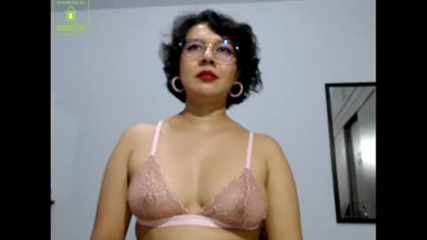 Eva online show from December 2024 07:07:02 PM