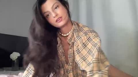 EVA  online show from October 2025 03:30:02 PM