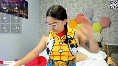 Eva  online show from February 2025 12:00:02 PM