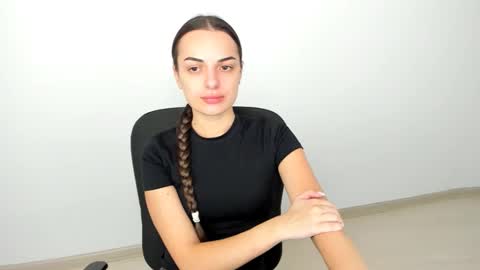Eva online show from December 2024 03:03:02 PM