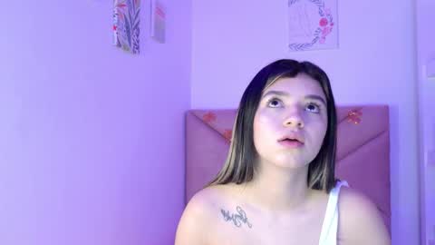 Eva Sin online show from October 2025 12:00:02 AM