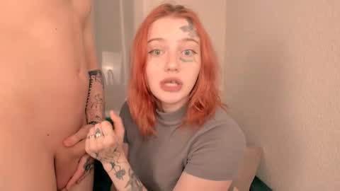 Snapshot of eva_sunshine_blueeyes chatting on October 2025 08:30:02 PM Eva Sunshine Blue Eyes online show from October 2025 08:30:02 PM