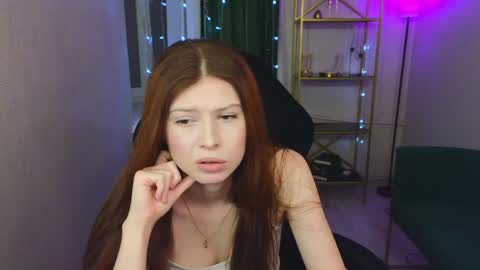 Snapshot of eva_willise chatting on January 2025 03:50:01 PM Hi Im Eva new here online show from January 2025 03:50:01 PM