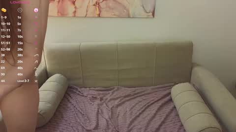 Snapshot of eva_willise chatting on February 2025 07:02:02 PM Hi Im Eva new here online show from February 2025 07:02:02 PM