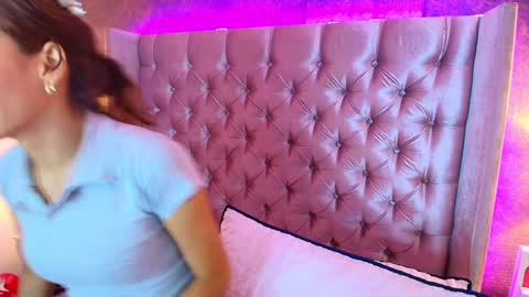 EVA CLOEE online show from February 2025 10:40:01 PM