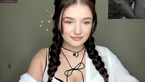 Snapshot of evaamillerr chatting on December 2024 10:29:02 AM Eva online show from December 2024 10:29:02 AM