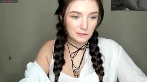 Snapshot of evaamillerr chatting on December 2024 02:49:02 PM Eva online show from December 2024 02:49:02 PM