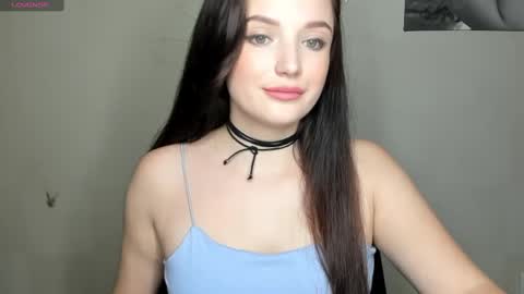 Snapshot of evaamillerr chatting on December 2024 09:37:01 PM Eva online show from December 2024 09:37:01 PM