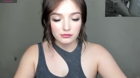 Snapshot of evaamillerr chatting on January 2025 10:22:01 AM Eva online show from January 2025 10:22:01 AM