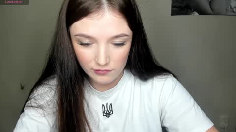 Snapshot of evaamillerr chatting on January 2025 02:37:01 PM Eva online show from January 2025 02:37:01 PM