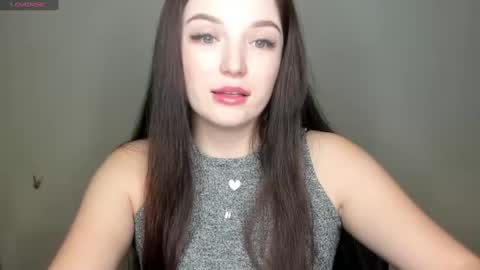 Snapshot of evaamillerr chatting on January 2025 10:39:01 PM Eva online show from January 2025 10:39:01 PM