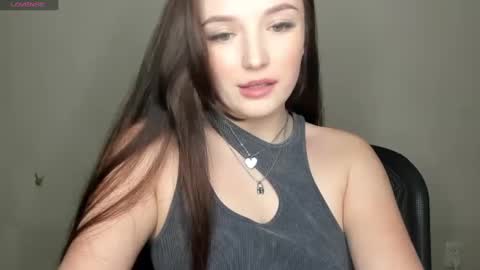 Snapshot of evaamillerr chatting on January 2025 01:49:01 PM Eva online show from January 2025 01:49:01 PM