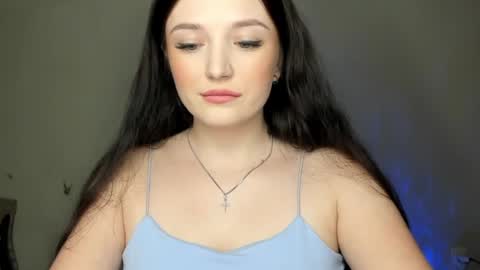 Snapshot of evaamillerr chatting on February 2025 08:22:02 PM Eva online show from February 2025 08:22:02 PM