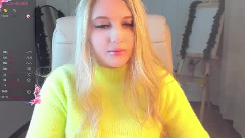 Eva  online show from December 2024 05:40:02 AM