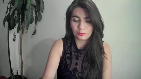 evacollins12 online show from December 2024 10:39:02 PM