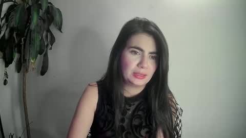 evacollins12 online show from January 2025 12:45:01 AM