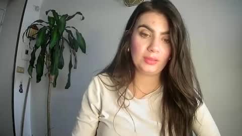 evacollins12 online show from March 2025 09:00:02 PM
