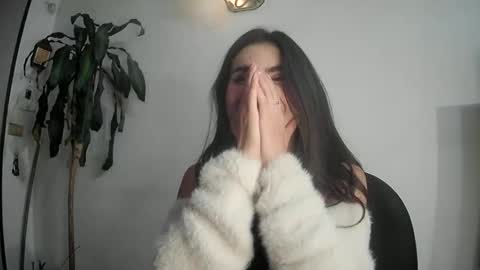 evacollins12 online show from March 2025 01:39:01 AM