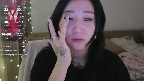 Eva online show from November 2025 07:14:01 PM