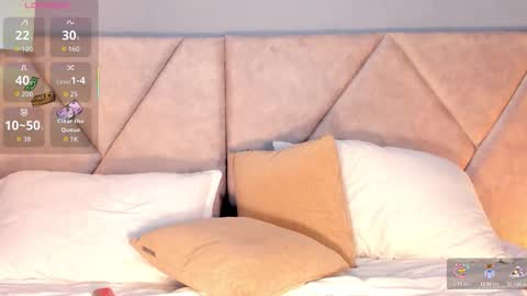 Evaforbs online show from November 2025 07:47:01 PM