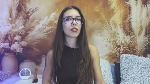 EvaGabe online show from October 2025 05:38:02 AM