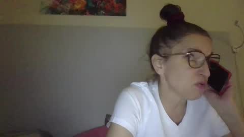 evaglad online show from October 2025 05:31:01 PM