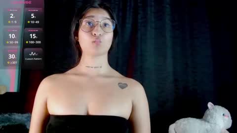 Evah Lee online show from October 2025 03:58:02 AM