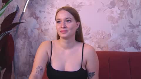 evahariss1 online show from September 2025 06:25:02 AM