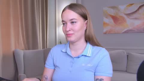 evahariss1 online show from September 2025 07:21:02 AM