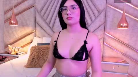 Eva online show from September 2025 11:04:02 AM