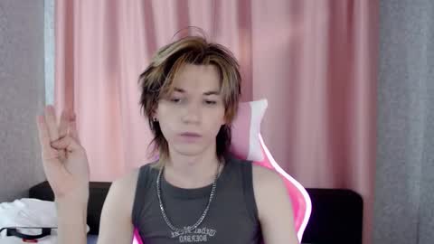 evan_reinhart online show from October 2025 04:15:02 PM