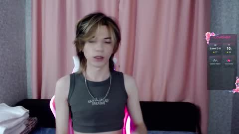 evan_reinhart online show from October 2025 10:07:02 PM