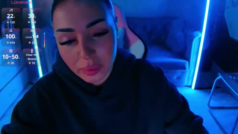 Eva online show from November 2025 05:55:02 PM