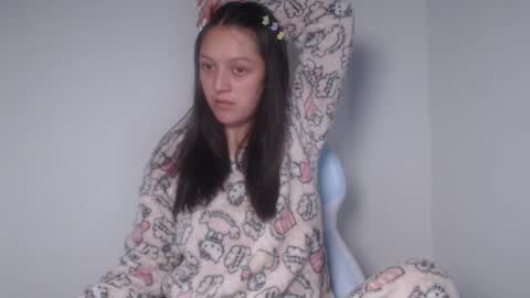 eva  online show from September 2025 02:33:01 AM