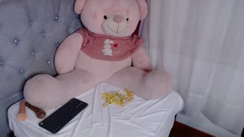 evangelineblossom03 online show from March 2025 10:45:02 PM