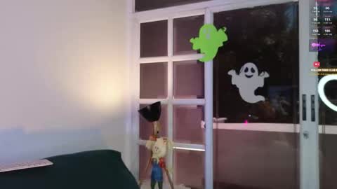 Snapshot of evangelyne1 chatting on October 2025 03:41:01 PM Evangelyne online show from October 2025 03:41:01 PM