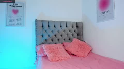 Snapshot of evaolimpo chatting on November 2025 08:21:01 PM Eva Olimpo online show from November 2025 08:21:01 PM