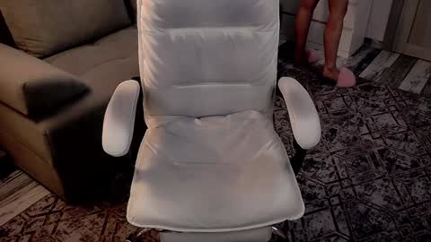 Snapshot of evarelusionj chatting on January 2025 05:40:01 AM EvaRelusionJ online show from January 2025 05:40:01 AM