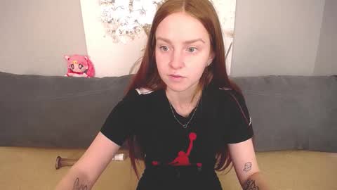 Adelina online show from October 2025 04:19:02 AM