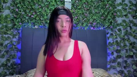 E V E L I N online show from September 2025 09:06:02 PM