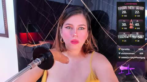 Snapshot of evelin_belen chatting on October 2025 12:15:02 PM EVELIN online show from October 2025 12:15:02 PM