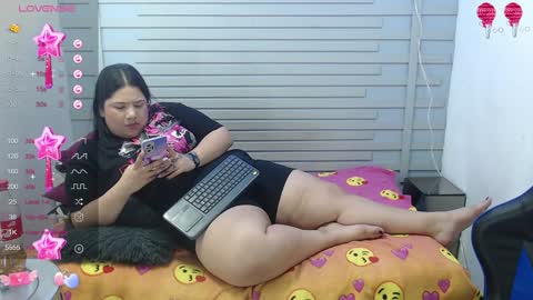 evelin zaens online show from December 2024 07:06:02 AM