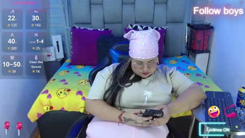 Snapshot of evelin_zaens chatting on October 2025 05:08:02 AM evelin zaens online show from October 2025 05:08:02 AM