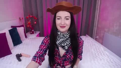 Snapshot of evelingills chatting on November 2025 06:24:02 AM Evelin online show from November 2025 06:24:02 AM