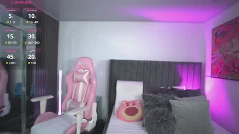 Eve  online show from November 2025 12:21:02 AM