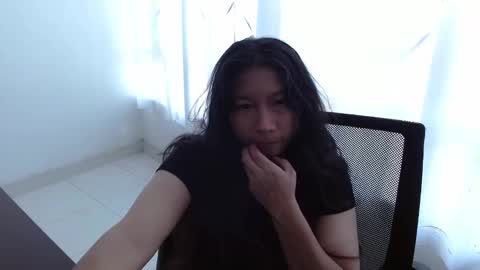 Snapshot of evelyn_flores1 chatting on September 2025 07:02:02 PM online show from September 2025 07:02:02 PM